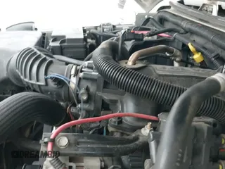 2008 Jeep Wrangler Unlimited Sahara с VIN 1J4GA591X8L525995, выставлен на аукционе IAAI как лот 42759896 с пробегом 177 301 миль миль и . История ставок и продаж доступна на DreamBid. Изображение 19.