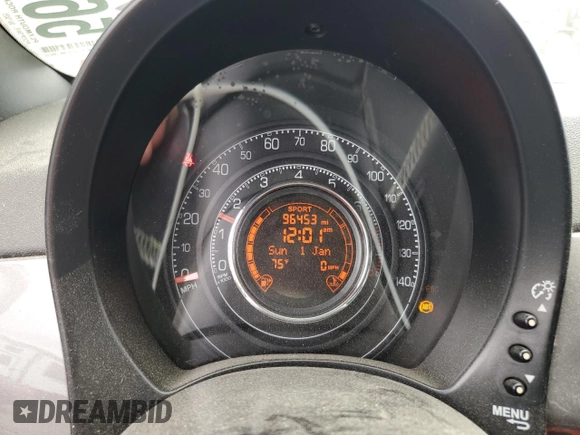 2013 FIAT 500 Turbo z VIN 3C3CFFHHXDT606217, wystawiony jako Copart lot #56001855 z przebiegiem 96 453 mil mil oraz Czysty tytuł • Clean title. Historia ofert i sprzedaży dostępna na DreamBid. Obrazek 9.