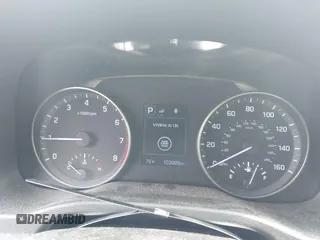 2017 Hyundai Elantra SE z VIN 5NPD84LFXHH128875, wystawiony jako IAAI lot #42260974 z przebiegiem 103 009 mil mil oraz . Historia ofert i sprzedaży dostępna na DreamBid. Obrazek 7.