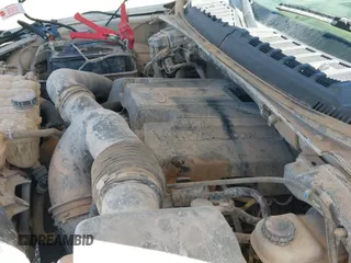 2019 Ford F-150 XL с VIN 1FTFX1E47KKC37261, выставлен на аукционе IAAI как лот 43139778 с пробегом 138 729 миль миль и . История ставок и продаж доступна на DreamBid. Изображение 19.