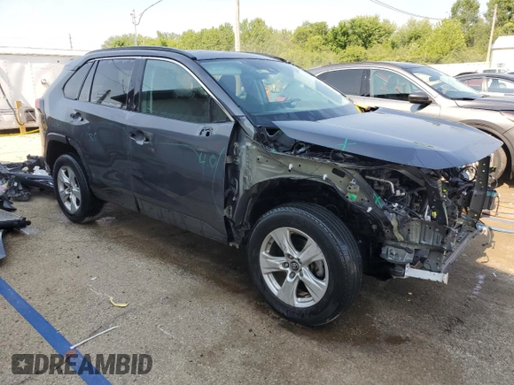 2020 Toyota RAV4 XLE with VIN 2T3P1RFV2LW131823, listed as a Copart auction lot 60246235 with 27,365 mi miles and Salvage title. Bid and sale history available at DreamBid. Image 4.