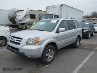2008 Honda Pilot EX-L with VIN 5FNYF285X8B000937, listed as a IAAI auction lot 41793140 with 205,103 mi miles. Bid and sale history available at carsss.com. Image 17.