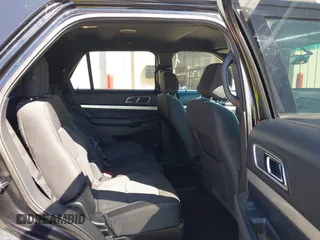 2016 Ford Explorer XLT with VIN 1FM5K7DHXGGB97992, listed as a IAAI auction lot 41880961 with 179,233 mi miles and . Bid and sale history available at carsss.com. Image 8.