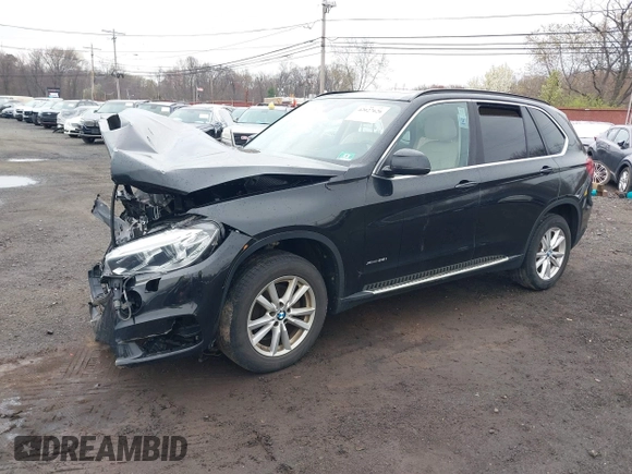 2014 BMW X5 xDrive35i z VIN 5UXKR0C51E0H26528, wystawiony jako IAAI lot #42027626 z przebiegiem 87 228 mil mil oraz . Historia ofert i sprzedaży dostępna na DreamBid. Obrazek 2.