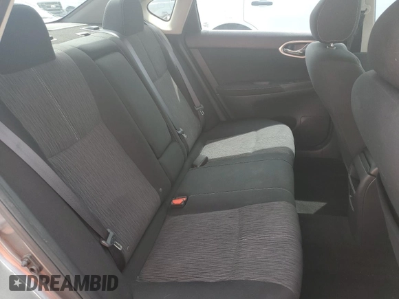 2015 Nissan Sentra SV z VIN 3N1AB7AP4FL643999, wystawiony jako Copart lot #59840345 z przebiegiem 140 475 mil mil oraz Nie do naprawy • Non repairable. Historia ofert i sprzedaży dostępna na DreamBid. Obrazek 10.