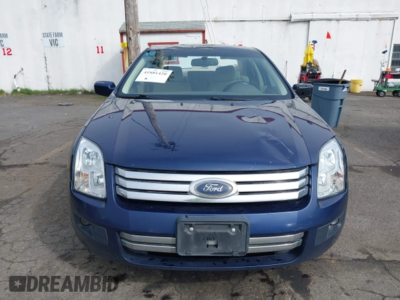 2007 Ford Fusion SE with VIN 3FAHP07117R175015, listed as a IAAI auction lot 41881420 with 217,978 mi miles. Bid and sale history available at carsss.com. Image 13.