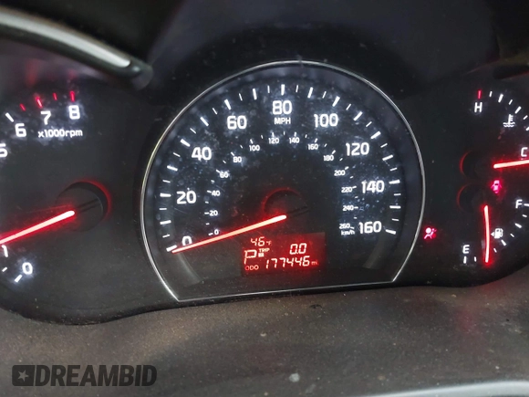 2014 Kia Sorento LX with VIN 5XYKT3A67EG539205, listed as a IAAI auction lot 41877741 with 177,446 mi miles. Bid and sale history available at carsss.com. Image 7.