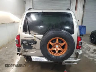 2001 Mitsubishi Montero Limited z VIN JA4MW51R71J038583, wystawiony jako Copart lot #83024384 z przebiegiem 157 538 mil mil oraz Szkoda całkowita • Salvage title. Historia ofert i sprzedaży dostępna na DreamBid. Obrazek 6.