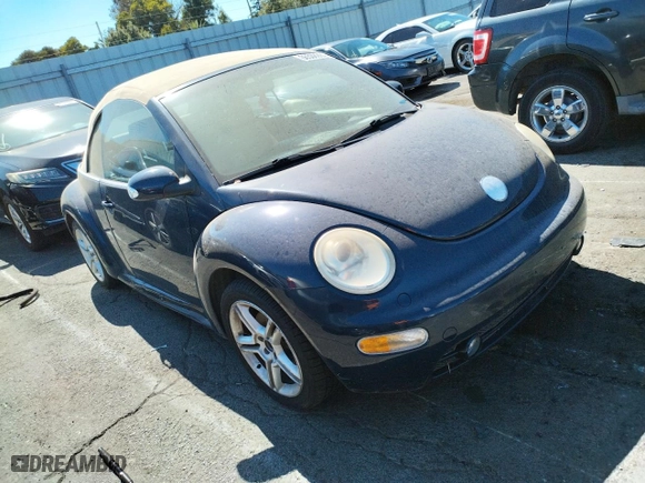 2004 Volkswagen New Beetle Convertible GLS Turbo with VIN 3VWCD31Y14M325795, listed as a Copart auction lot 66508994 with 0 mi miles and Salvage Title. Bid and sale history available at carsss.com. Image 4.