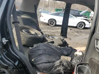 2020 Chevrolet Tahoe LT z VIN 1GNSKBKC5LR152577, wystawiony jako Copart lot #42546275 z przebiegiem Nie podano mil oraz Szkoda całkowita • Salvage title. Historia ofert i sprzedaży dostępna na DreamBid. Obrazek 12.