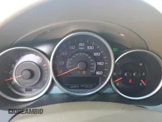 2010 Acura RL Technology with VIN JH4KB2F60AC000928, listed as a Copart auction lot 62216225 with 222,876 mi miles and Salvage title. Bid and sale history available at DreamBid. Image 9.