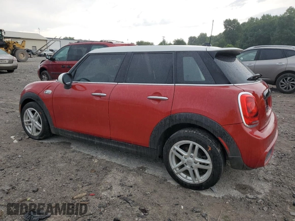 2015 MINI Hardtop 4 Door S with VIN WMWXU3C50F2B56905, listed as a Copart auction lot 59747905 with 151,537 mi miles and Clean title. Bid and sale history available at DreamBid. Image 2.