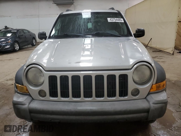 2007 Jeep Liberty Sport z VIN 1J4GL48K87W705097, wystawiony jako Copart lot #43754485 z przebiegiem 160 694 mil mil oraz Czysty tytuł • Clean title. Historia ofert i sprzedaży dostępna na DreamBid. Obrazek 5.