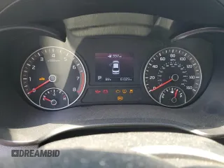 2020 Kia Optima LX z VIN 5XXGT4L33LG412225, wystawiony jako Copart lot #55460765 z przebiegiem 61 029 mil mil oraz Szkoda całkowita • Salvage title. Historia ofert i sprzedaży dostępna na DreamBid. Obrazek 9.