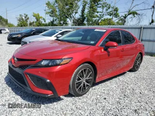 2023 Toyota Camry SE z VIN 4T1G11AK8PU175533, wystawiony jako Copart lot #57306665 z przebiegiem 37 331 mil mil oraz Szkoda całkowita • Salvage title. Historia ofert i sprzedaży dostępna na DreamBid. Obrazek 1.