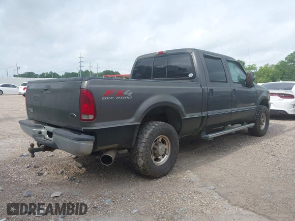 2004 Ford Super Duty F-250 XL with VIN 1FTNW21P04EB47357, listed as a IAAI auction lot 42147892 with 161,688 mi miles. Bid and sale history available at carsss.com. Image 4.