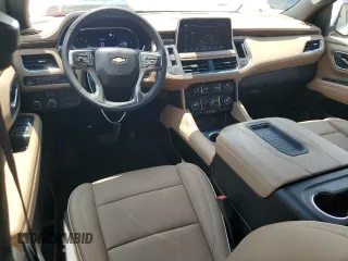 2023 Chevrolet Suburban Premier with VIN 1GNSCFKD7PR205475, listed as a Copart auction lot 60704235 with 32,208 mi miles and Clean title. Bid and sale history available at DreamBid. Image 8.