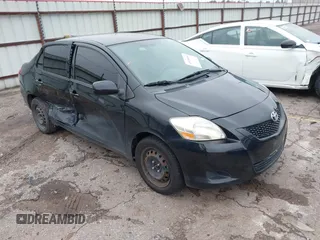 2012 Toyota Yaris with VIN JTDBT4K31CL025197, listed as a IAAI auction lot 41424640 with 165,731 mi miles. Bid and sale history available at carsss.com. Image 1.