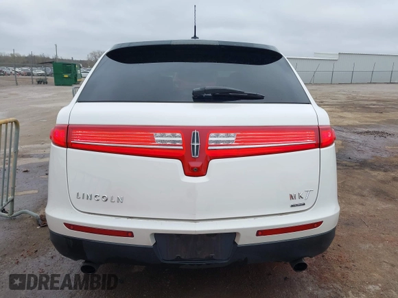 2014 Lincoln MKT EcoBoost with VIN 2LMHJ5AT0EBL50661, listed as a IAAI auction lot 41898237 with 118,770 mi miles and . Bid and sale history available at DreamBid. Image 16.