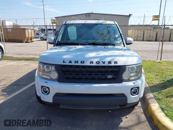 2016 Land Rover LR4 HSE z VIN SALAG2V66GA780737, wystawiony jako IAAI lot #41706661 z przebiegiem 98 555 mil mil oraz . Historia ofert i sprzedaży dostępna na DreamBid. Obrazek 13.