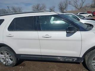 2017 Ford Explorer XLT z VIN 1FM5K8D88HGB14485, wystawiony jako IAAI lot #41654969 z przebiegiem 142 827 mil mil oraz . Historia ofert i sprzedaży dostępna na DreamBid. Obrazek 14.