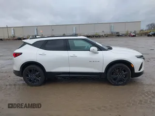 2021 Chevrolet Blazer RS z VIN 3GNKBERS7MS508086, wystawiony jako IAAI lot #40921436 z przebiegiem 66 072 mil mil oraz . Historia ofert i sprzedaży dostępna na DreamBid. Obrazek 13.
