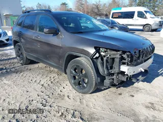 2017 Jeep Cherokee Limited with VIN 1C4PJMDS7HW557169, listed as a IAAI auction lot 41469564 with 147,264 mi miles and . Bid and sale history available at DreamBid. Image 1.
