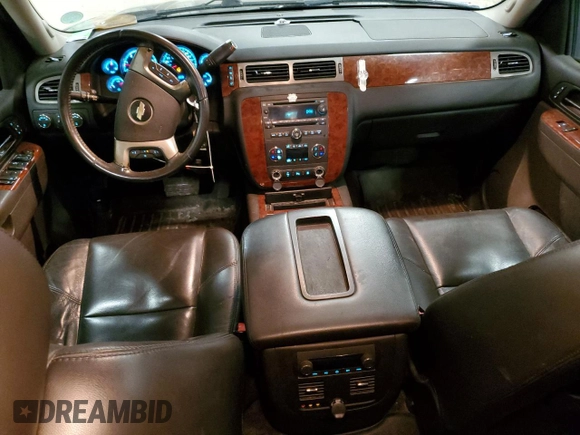 2010 Chevrolet Avalanche LTZ with VIN 3GNVKGE04AG187183, listed as a Copart auction lot 51828355 with 157,706 mi miles and Salvage title. Bid and sale history available at DreamBid. Image 8.