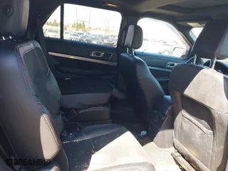 2018 Ford Explorer XLT with VIN 1FM5K8D85JGA29979, listed as a IAAI auction lot 41812592 with 79,845 mi miles. Bid and sale history available at carsss.com. Image 8.