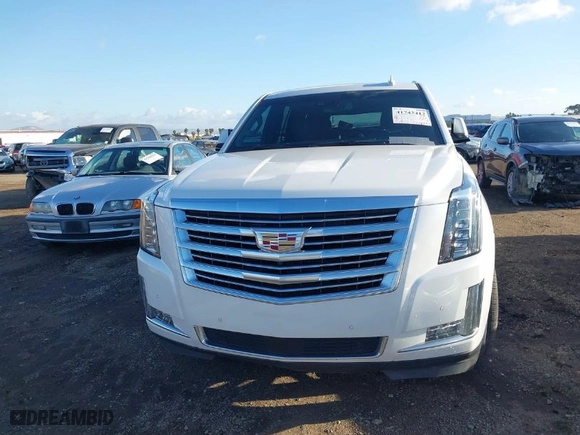 2016 Cadillac Escalade Platinum with VIN 1GYS4DKJXGR160171, listed as a IAAI auction lot 41742412 with 111,924 mi miles. Bid and sale history available at carsss.com. Image 12.