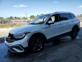 2023 Volkswagen Tiguan SE z VIN 3VVNB7AX3PM085428, wystawiony jako Copart lot #55159835 z przebiegiem 41 853 mil mil oraz Nie do naprawy • Non repairable. Historia ofert i sprzedaży dostępna na DreamBid. Obrazek 1.