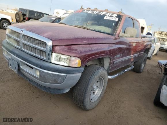 2000 Dodge Ram 1500 with VIN 3B7HF13Z9YG149645, listed as a Copart auction lot 87197624 with 244,846 mi miles and Salvage Title. Bid and sale history available at carsss.com. Image 1.