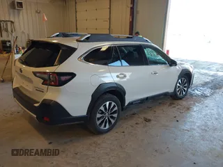 2025 Subaru Outback Touring XT with VIN 4S4BTGPD0S3223833, listed as a IAAI auction lot 41850418 with 277 mi miles and . Bid and sale history available at DreamBid. Image 4.