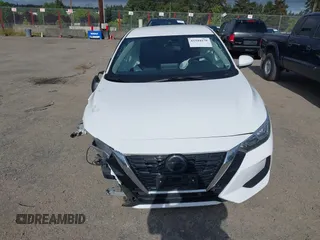 2022 Nissan Sentra SV z VIN 3N1AB8CV1NY272528, wystawiony jako IAAI lot #42344178 z przebiegiem 50 569 mil mil oraz . Historia ofert i sprzedaży dostępna na DreamBid. Obrazek 12.