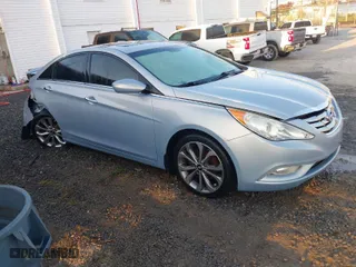 2013 Hyundai Sonata Limited with VIN 5NPEC4AC5DH534472, listed as a IAAI auction lot 40500439 with 164,510 mi miles. Bid and sale history available at carsss.com. Image 1.
