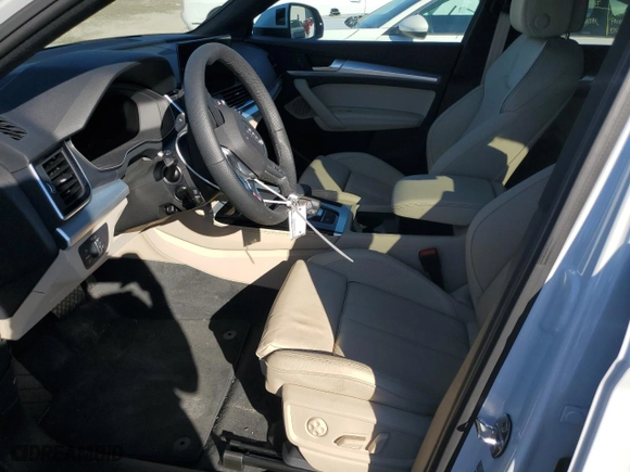 2024 Audi Q5 S line Premium Plus with VIN WA1EAAFY7R2140225, listed as a Copart auction lot 47523225 with 2,851 mi miles and Salvage Title. Bid and sale history available at carsss.com. Image 7.