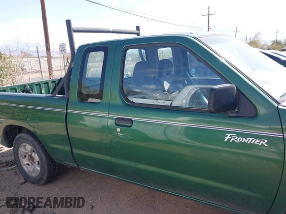 1998 Nissan Frontier XE z VIN 1N6DD26S3WC318614, wystawiony jako IAAI lot #41965202 z przebiegiem 107 786 mil mil oraz . Historia ofert i sprzedaży dostępna na DreamBid. Obrazek 14.