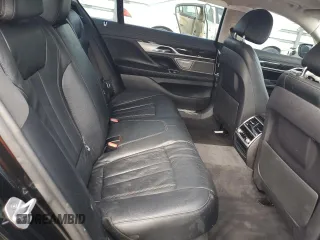 2018 BMW 7 Series 740i with VIN WBA7E2C59JB216290, listed as a Copart auction lot 89082215 with 56,020 mi miles and Salvage Title. Bid and sale history available at carsss.com. Image 10.