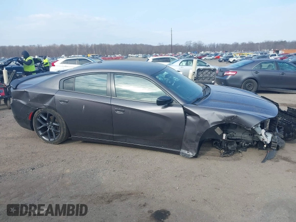2019 Dodge Charger SXT with VIN 2C3CDXBG8KH668202, listed as a IAAI auction lot 41710007 with 72,640 mi miles. Bid and sale history available at carsss.com. Image 13.