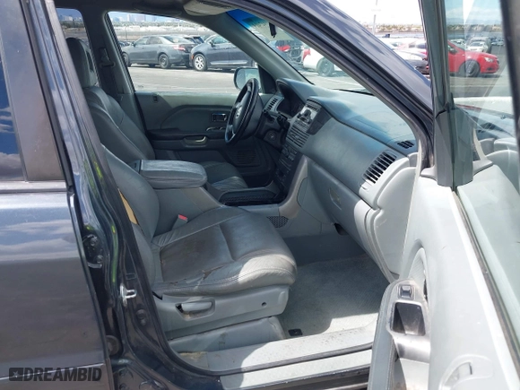 2004 Honda Pilot EX with VIN 2HKYF186X4H534566, listed as a IAAI auction lot 41947419 with 1 mi miles. Bid and sale history available at carsss.com. Image 5.