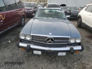 1983 Mercedes-Benz 380 380SL with VIN WDBBA45AXDB027505, listed as a Copart auction lot 87718005 with 124,304 mi miles and Clean Title. Bid and sale history available at carsss.com. Image 5.