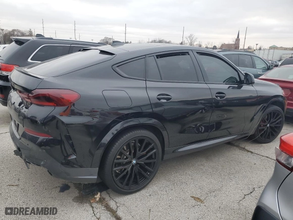 2021 BMW X6 xDrive40i with VIN 5UXCY6C08M9H60118, listed as a Copart auction lot 83570394 with 0 mi miles and Salvage Title. Bid and sale history available at carsss.com. Image 3.