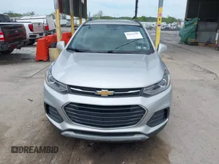 2019 Chevrolet Trax LT z VIN KL7CJLSB1KB961043, wystawiony jako IAAI lot #42227797 z przebiegiem 110 595 mil mil oraz . Historia ofert i sprzedaży dostępna na DreamBid. Obrazek 12.