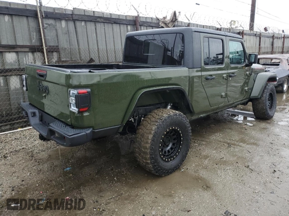 2022 Jeep Gladiator Willys z VIN 1C6HJTAG3NL170069, wystawiony jako Copart lot #45163635 z przebiegiem 30 521 mil mil oraz Szkoda całkowita • Salvage title. Historia ofert i sprzedaży dostępna na DreamBid. Obrazek 3.