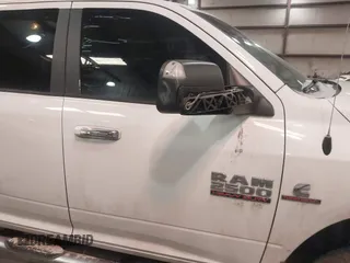 2015 Ram 2500 SLT with VIN 3C6UR5DL0FG686531, listed as a IAAI auction lot 41578746 with 201,706 mi miles. Bid and sale history available at carsss.com. Image 17.