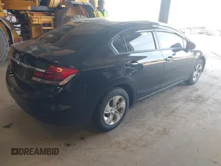 2015 Honda Civic LX with VIN 19XFB2F51FE235588, listed as a IAAI auction lot 42167966 with Not Provided miles and . Bid and sale history available at carsss.com. Image 4.