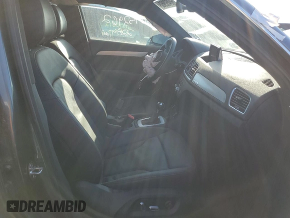 2018 Audi Q3 Premium Plus with VIN WA1JCCFS9JR024052, listed as a Copart auction lot 60452962 with 22,841 mi miles. Bid and sale history available at carsss.com. Image 5.