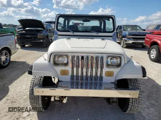 1994 Jeep Wrangler S with VIN 1J4FY19P4RP401204, listed as a Copart auction lot 77847694 with 0 mi miles and Non Repairable. Bid and sale history available at carsss.com. Image 5.