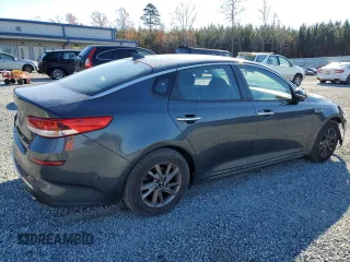 2020 Kia Optima LX with VIN 5XXGT4L32LG386040, listed as a Copart auction lot 82916454 with 84,807 mi miles and Salvage title. Bid and sale history available at DreamBid. Image 3.
