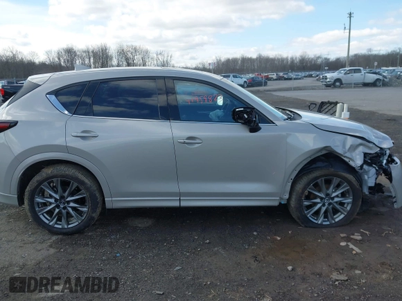 2024 Mazda CX-5 2.5 S Premium Package with VIN JM3KFBDL5R0465272, listed as a IAAI auction lot 41959823 with 12,777 mi miles. Bid and sale history available at carsss.com. Image 13.